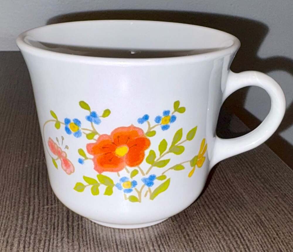 Vintage Corelle Wildflower Mug – Classic 1978-1986 Pattern | Rare Find